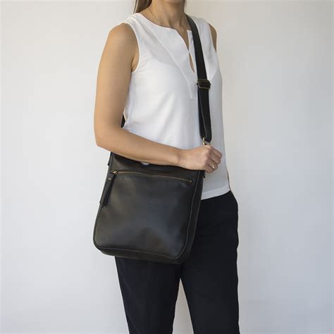 black crossbody bag